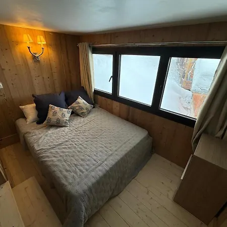 Luxury Sleeps 8 Διαμέρισμα *
