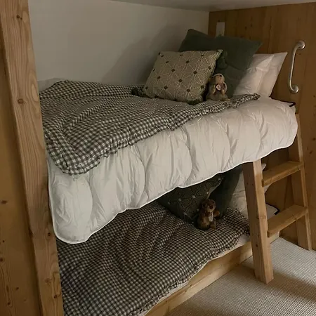 Διαμέρισμα Luxury Sleeps 8