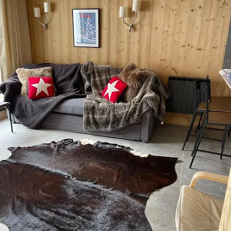 Luxury Sleeps 8 Διαμέρισμα *